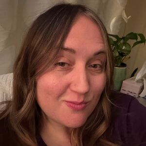 Meet your Posher, Dominique